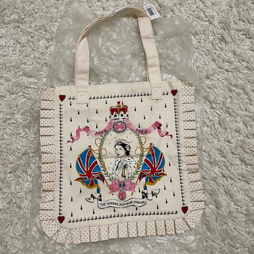 Catch Kidston Queen’s Jubilee tote bag